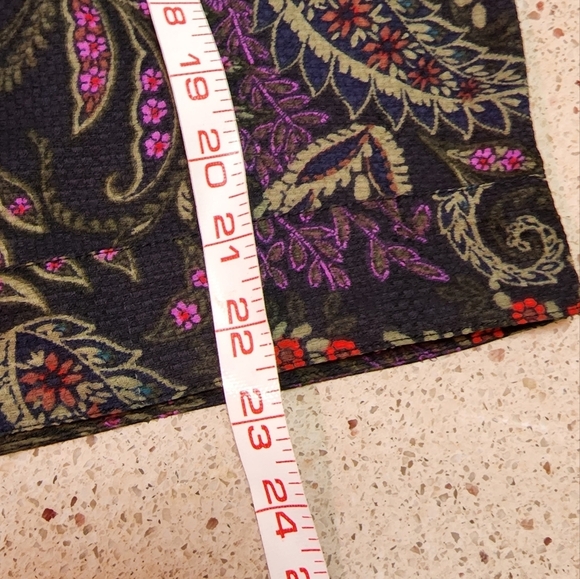 NWT Jessica Simpson Floral Paisley Blouse - Picture 9 of 10